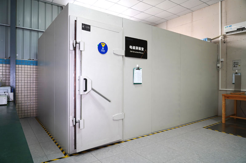 Electromagnetic shielding room